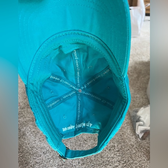 Vineyard Vines hat - Picture 3 of 3